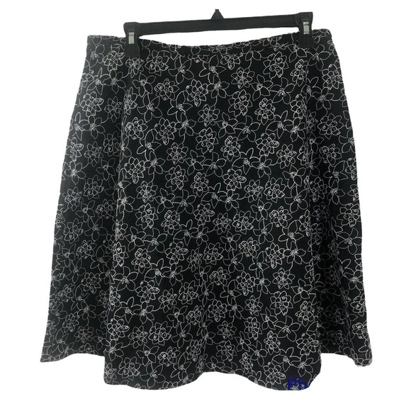 Nine & Company Size 10 Black White Floral Midi Skirt Embroidered Casual A-line - Picture 1 of 6